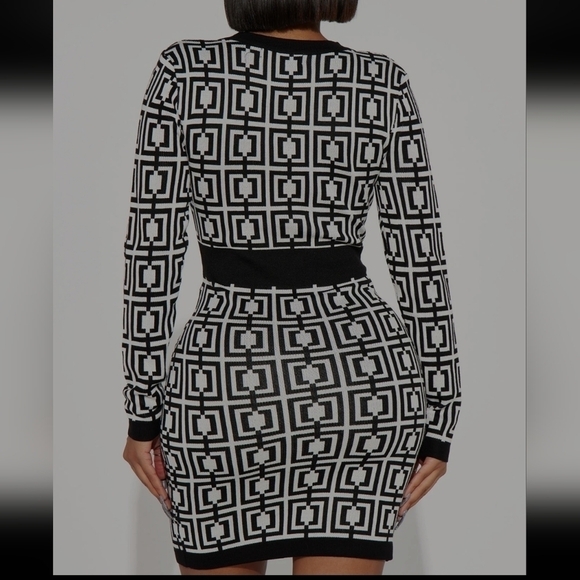 Almost Famous Jacquard Mini Dress Size Small. New. - Picture 2 of 9